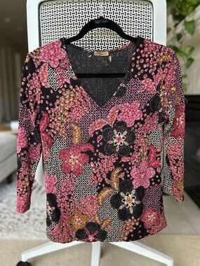 2000's 3/4 Sleeve V-Neck Blouse / Pink, Orange, Black Floral Print / S-M